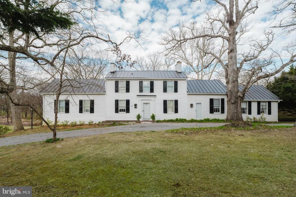 Currently Displayed Property Photo