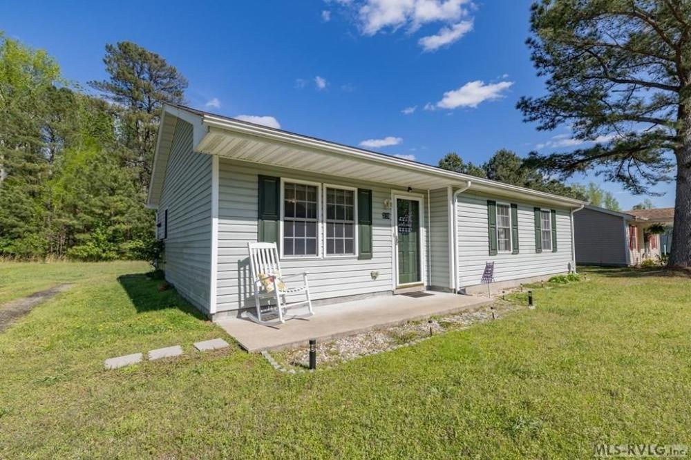 Currently Displayed Property Photo