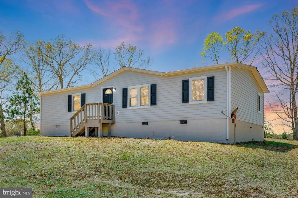 Currently Displayed Property Photo