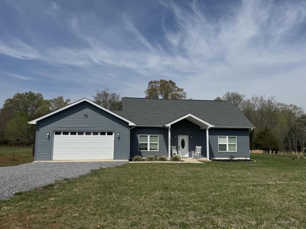 Currently Displayed Property Photo